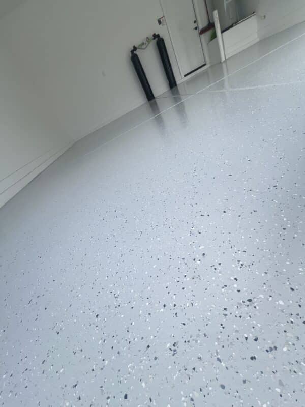 Light grey epoxy garage floor